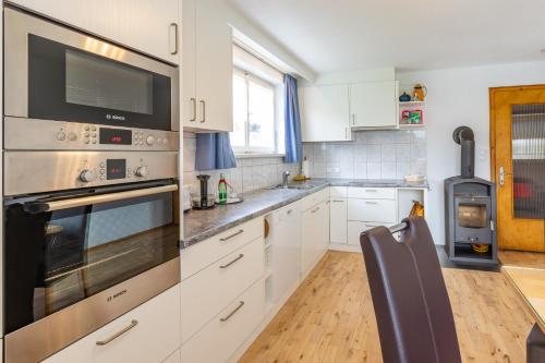 Ferienwohnung Metzler - Blick auf die Berge in โกฟิส Ferienwohnung Metzler - Blick auf die Berge in โกฟิส