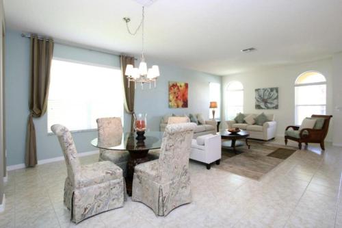 在meiguo.com看到的Villa Linda - Bella Vida的介绍图片