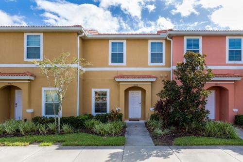 在meiguo.com看到的Villa Magical - Encantada Resort的介绍图片