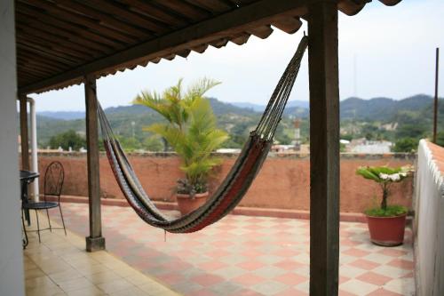 balkon/terras, Hotel and Restaurant Guancascos in Gracias balkon/terras, Hotel and Restaurant Guancascos in Gracias