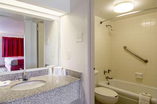 Motel 6-Starke, FL in Starke (FL) Motel 6-Starke, FL in Starke (FL)