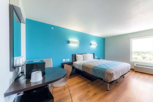 在meiguo.com看到的Motel 6 Three Rivers的介绍图片