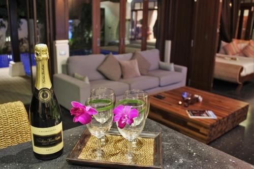 Beach Front Villa in Bang Por Beach Front Villa in Bang Por