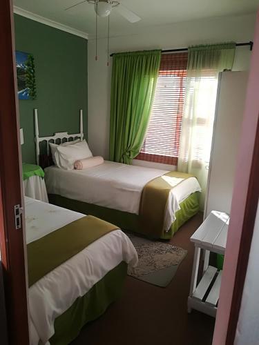 Tirzah's B&B and Self Catering in 布雷達斯多普 Tirzah's B&B and Self Catering in 布雷達斯多普