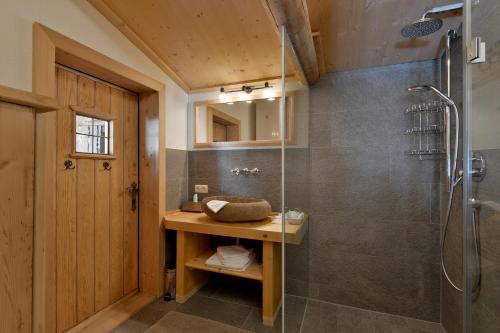 Kupaonica, Almnest in Hochfugen mit privat SPA in Hochfugen Kupaonica, Almnest in Hochfugen mit privat SPA in Hochfugen
