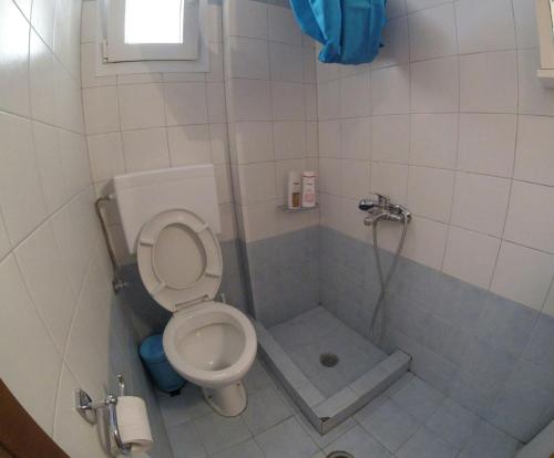 Baño, Nice and cosy studio in Larisa Baño, Nice and cosy studio in Larisa