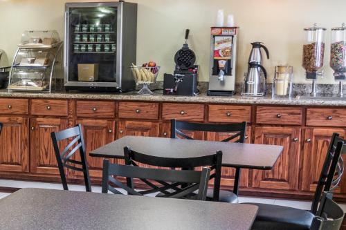 Food and beverages, Days Inn by Wyndham Houston in North Houston Food and beverages, Days Inn by Wyndham Houston in North Houston