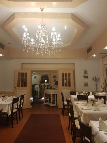 Hotel Restaurant Knechtstedener Hof in Dormagen Hotel Restaurant Knechtstedener Hof in Dormagen