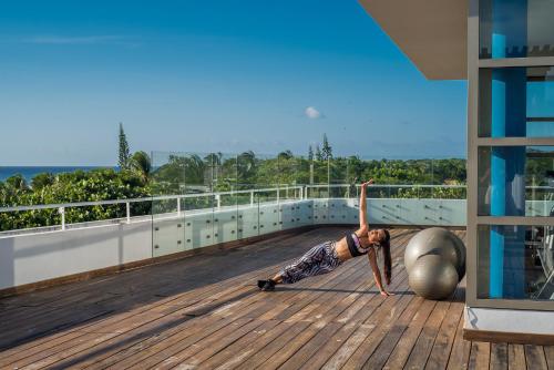 Fitness center, Paradise Beach Hotel & Resort in Roatan Island Fitness center, Paradise Beach Hotel & Resort in Roatan Island