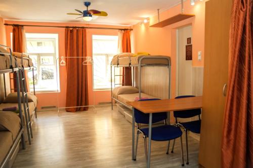 Old Flat Guest House Na Zhukovskogo in Saint Petersburg Old Flat Guest House Na Zhukovskogo in Saint Petersburg