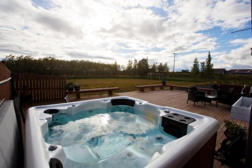wanna z hydromasażem, Hestaland Guesthouse Horse Farm Stay in Borgarnes wanna z hydromasażem, Hestaland Guesthouse Horse Farm Stay in Borgarnes