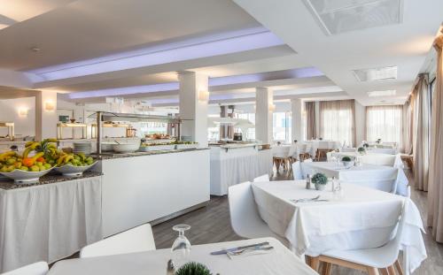 Restaurant, BLUESEA Cala Millor in Son Servera Restaurant, BLUESEA Cala Millor in Son Servera