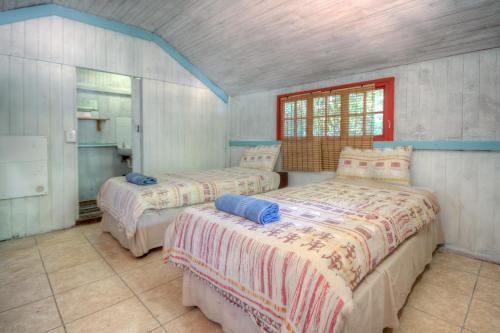 This photo about Woodlands Cottages & Backpackers shared on HyHotel.com
