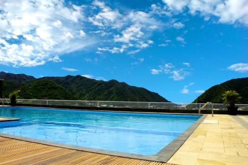 Grand Q Hotel Gorontalo in Горонтало Grand Q Hotel Gorontalo in Горонтало