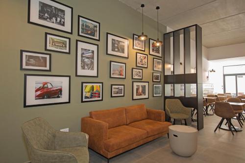 Lobby, Mr. Todd Hotel in Sliema Lobby, Mr. Todd Hotel in Sliema