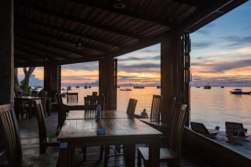 Restaurant, Koh Tao Regal Resort in Ko Tao Restaurant, Koh Tao Regal Resort in Ko Tao