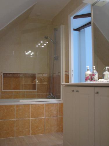 Badkamer, Alba Cottage in Goussainville Badkamer, Alba Cottage in Goussainville