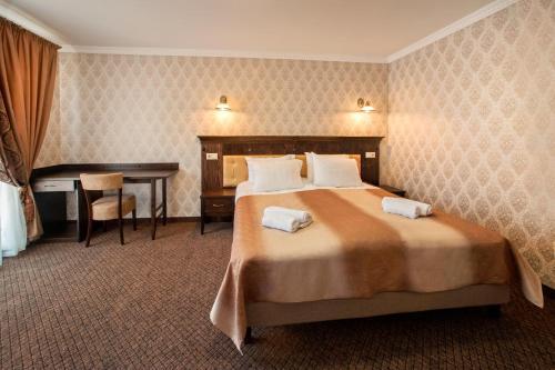 Bed, Hotel Gentleman in Ternopil Bed, Hotel Gentleman in Ternopil