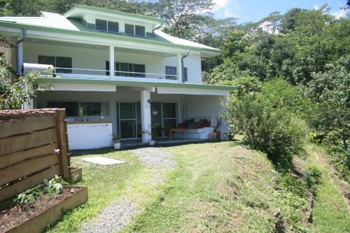 océan studio (ocean studio) in Raiatea océan studio (ocean studio) in Raiatea