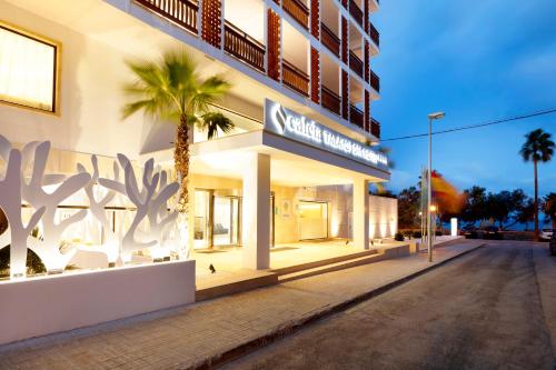 ทางเข้า, Caleia Talayot Spa Hotel - Adults Only in ซอนเซร์เบรา ทางเข้า, Caleia Talayot Spa Hotel - Adults Only in ซอนเซร์เบรา