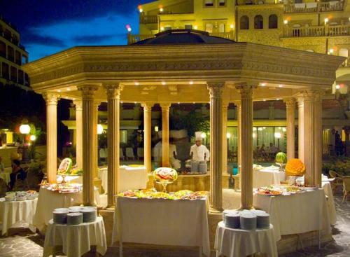 레스토랑, Hellenia Yachting Hotel & SPA in 기아르디니 낙소스 레스토랑, Hellenia Yachting Hotel & SPA in 기아르디니 낙소스