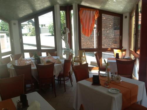 Restaurant, Hotel Flora in Dormagen Restaurant, Hotel Flora in Dormagen