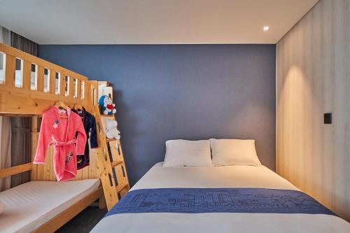 This photo about Chason Hotel The Read shared on HyHotel.com