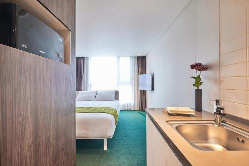 This photo about Chason Hotel The Read shared on HyHotel.com