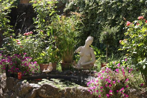 This photo about B&B Il Colombaio di Barbara - Casa D'Artista shared on HyHotel.com