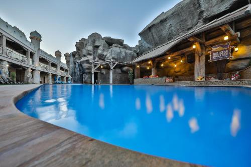 Swimming pool, Emirates Park Resort in Al Bahya Swimming pool, Emirates Park Resort in Al Bahya