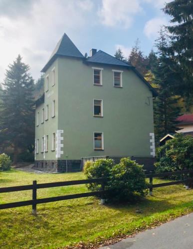 Bejárat, Das Rubezahl in Adorf/Vogtl. Bejárat, Das Rubezahl in Adorf/Vogtl.