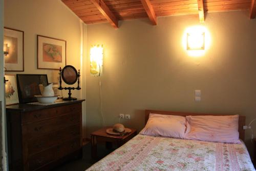 Mercouri stone cottage in โคราคอโคเรียน Mercouri stone cottage in โคราคอโคเรียน