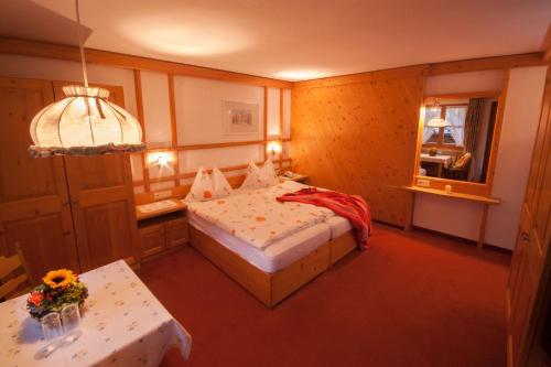 This photo about Hotel-Gasthof 'Zur Muhle' shared on HyHotel.com