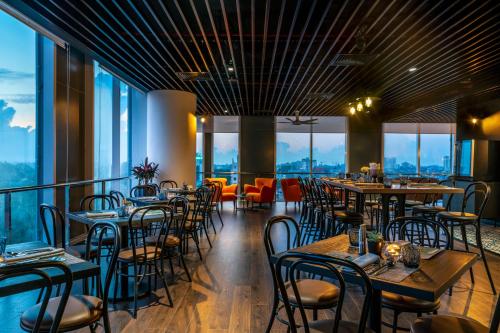 Restaurant, Mercure Hai Phong in Haiphong Restaurant, Mercure Hai Phong in Haiphong