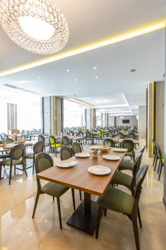 Étterem, Hotel Olanesti & Spa Medical in Baile Olanesti Étterem, Hotel Olanesti & Spa Medical in Baile Olanesti