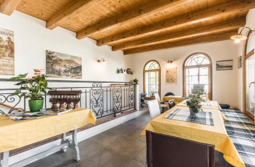 gedeelde lounge/tv-ruimte, LA LOGGETTA affittacamere in Bassano Del Grappa gedeelde lounge/tv-ruimte, LA LOGGETTA affittacamere in Bassano Del Grappa