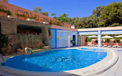 Entrance, Hotel Tropic in Benidorm - Costa Blanca Entrance, Hotel Tropic in Benidorm - Costa Blanca