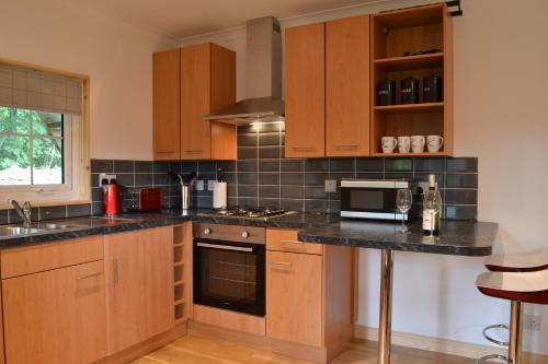 مطبخ, Loch Ness Studio Blairbeg in Drumnadrochit Town Center مطبخ, Loch Ness Studio Blairbeg in Drumnadrochit Town Center