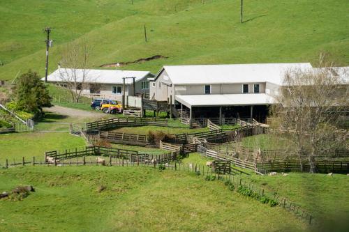 Mahaanui Quarters Farmstay in โมฮากา Mahaanui Quarters Farmstay in โมฮากา