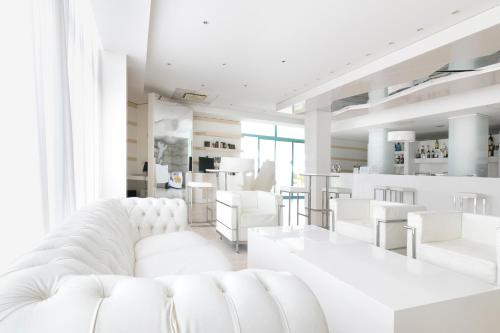 Фойє, Hotel Excelsior in Васто Фойє, Hotel Excelsior in Васто