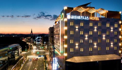 This photo about Golden Business Hotel shared on HyHotel.com