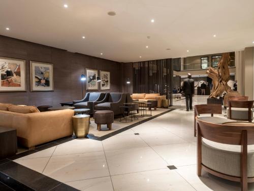 לובי, Hotel Avenida in מפוטו לובי, Hotel Avenida in מפוטו
