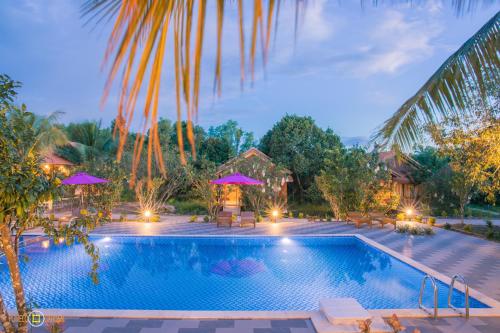Swimming pool, Phu Quoc Pomelo Garden in Phu Quoc Island Swimming pool, Phu Quoc Pomelo Garden in Phu Quoc Island
