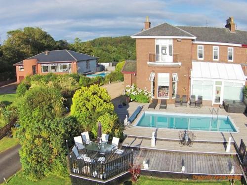 This photo about Northcliff Manor shared on HyHotel.com