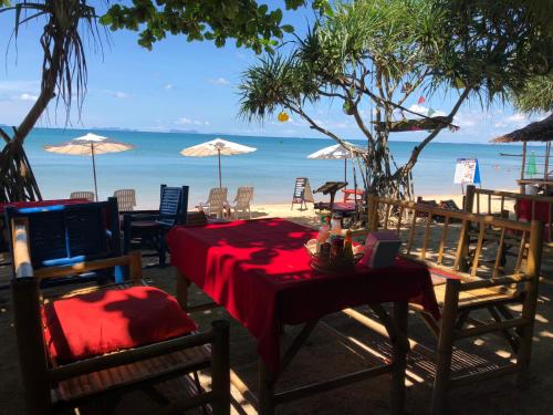 Breizh Cape Beach Bungalows in Baan Klong Khong Breizh Cape Beach Bungalows in Baan Klong Khong
