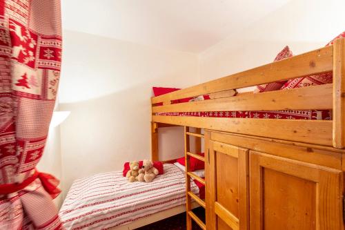 This photo about Residence Le Lac Blanc - Val Thorens shared on HyHotel.com