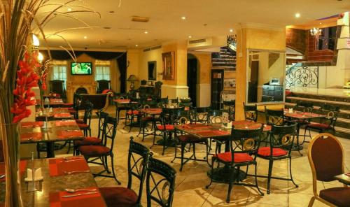 Restaurant, Al Maha Regency Hotel Suites in Sharjah City Center Restaurant, Al Maha Regency Hotel Suites in Sharjah City Center