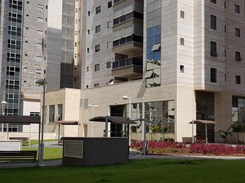 Entrance, The Shining Star -A beautiful 3 bedroom apartment in Beer Sheva Entrance, The Shining Star -A beautiful 3 bedroom apartment in Beer Sheva