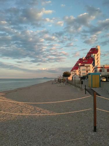 Beach, Donatella Mini Apartment in Mondolfo Beach, Donatella Mini Apartment in Mondolfo