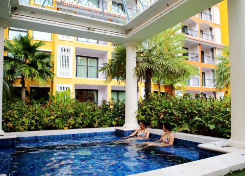Swimming pool, Venetian Poseidon Pool Hotel near Tiger Park Pattaya Swimming pool, Venetian Poseidon Pool Hotel near Tiger Park Pattaya